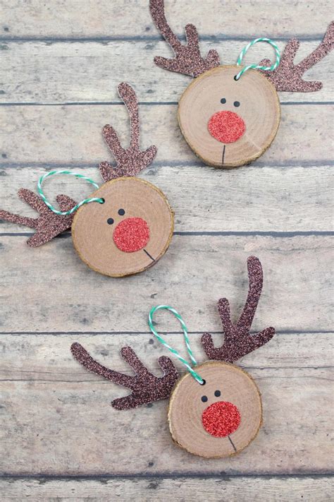 easy wooden christmas crafts|homemade wooden christmas decorations.